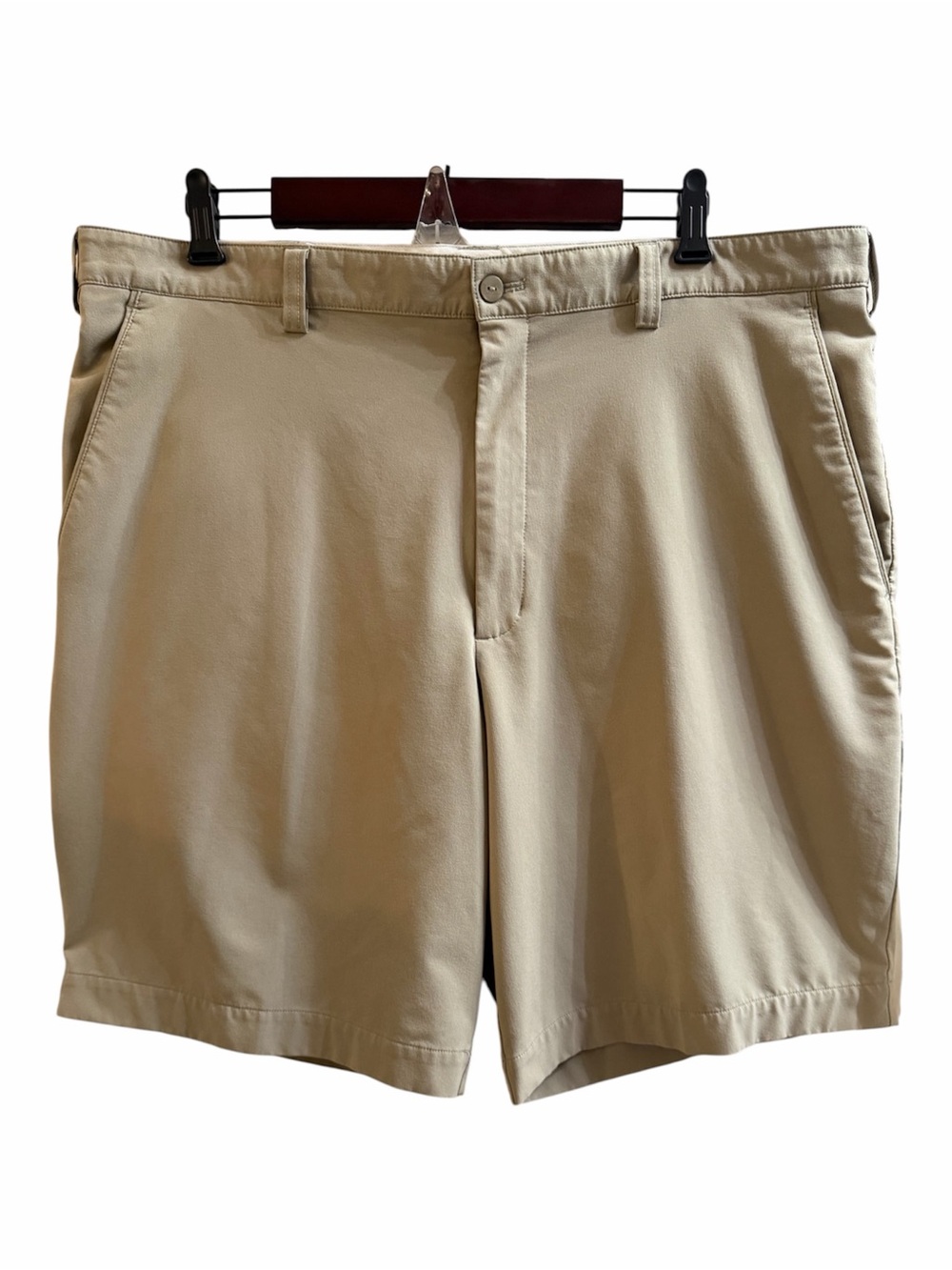 CUTTER & BUCK, Men’s Size 40, Khaki / Tan DryTec Bainbridge Flat Front Short